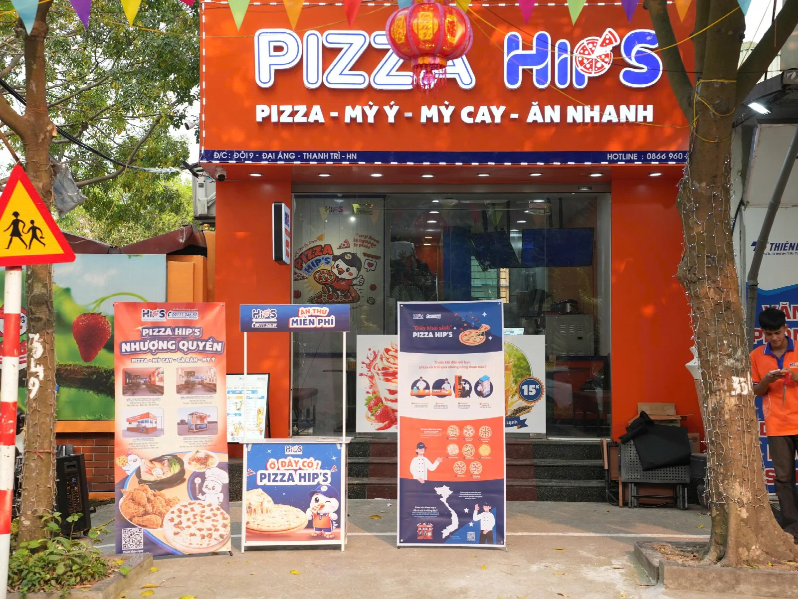 Cửa hàng Pizza Hip's vận hành trên TekShot OS